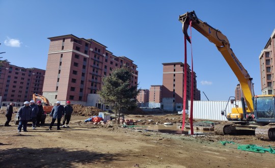 10.康養(yǎng)地產(chǎn)公司南山書院A區(qū)動土開工儀式現(xiàn)場_副本.jpg 10.康養(yǎng)地產(chǎn)公司南山書院A區(qū)動土開工儀式現(xiàn)場_副本.jpg