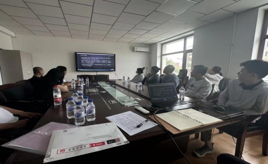 8.中港總公司召開“揮發(fā)性有機(jī)物綜合管控”專題培訓(xùn)會(huì)_副本.jpg 8.中港總公司召開“揮發(fā)性有機(jī)物綜合管控”專題培訓(xùn)會(huì)_副本.jpg