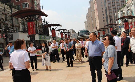 1(紙刊用 調(diào)整照片角度 有點歪)_副本.jpg 1(紙刊用 調(diào)整照片角度 有點歪)_副本.jpg