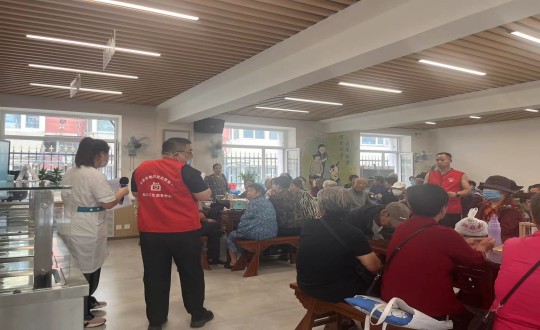 27.醫(yī)療公司計免科員工到建工社區(qū)和延安社區(qū)進(jìn)行義務(wù)宣傳講解_副本.jpg 27.醫(yī)療公司計免科員工到建工社區(qū)和延安社區(qū)進(jìn)行義務(wù)宣傳講解_副本.jpg