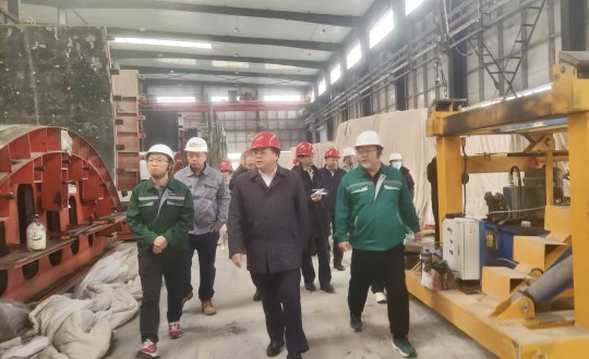 1.封面:集團(tuán)董事長(zhǎng)一行蒞臨裝配式總公司調(diào)研工作_副本.jpg 1.封面:集團(tuán)董事長(zhǎng)一行蒞臨裝配式總公司調(diào)研工作_副本.jpg