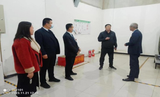 11.物業(yè)總公司迎接物業(yè)服務(wù)質(zhì)量評(píng)價(jià)小組檢查工作_副本.jpg 11.物業(yè)總公司迎接物業(yè)服務(wù)質(zhì)量評(píng)價(jià)小組檢查工作_副本.jpg