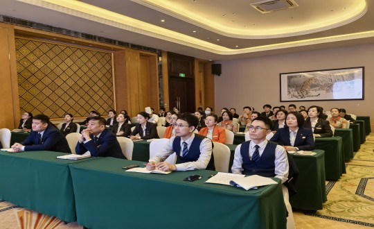 27.酒店公司開展管理人員公開課培訓(xùn)_副本.jpg 27.酒店公司開展管理人員公開課培訓(xùn)_副本.jpg