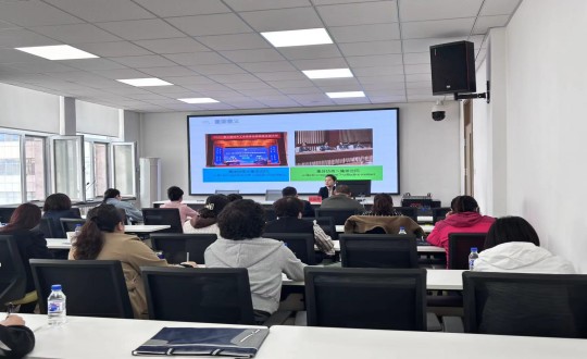 4.集團(tuán)總工會(huì)參加朝陽(yáng)區(qū)總工會(huì)舉辦的集體協(xié)商培訓(xùn)_副本.jpg 4.集團(tuán)總工會(huì)參加朝陽(yáng)區(qū)總工會(huì)舉辦的集體協(xié)商培訓(xùn)_副本.jpg