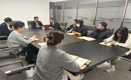 15.康養(yǎng)地產(chǎn)公司召開2024年度國信視野通訊員工作會議_副本.jpg 15.康養(yǎng)地產(chǎn)公司召開2024年度國信視野通訊員工作會議_副本.jpg