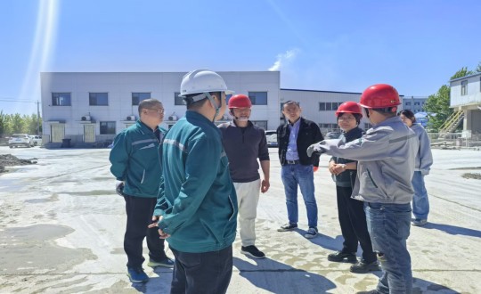 9.劉翔鵬總經(jīng)理接待長春工程學院土木學院教學副院長李九陽一行_副本.jpg 9.劉翔鵬總經(jīng)理接待長春工程學院土木學院教學副院長李九陽一行_副本.jpg