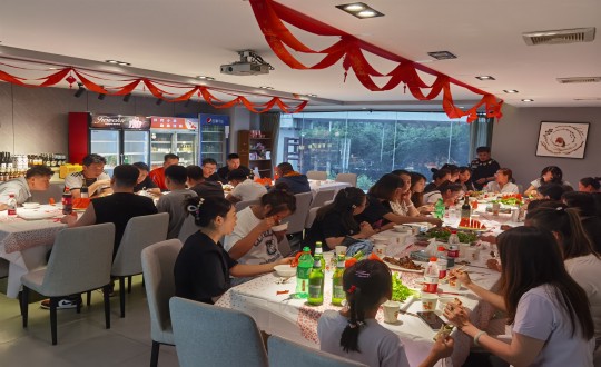 35.藥業(yè)公司召開半年總結(jié)大會暨團建現(xiàn)場_副本.jpg 35.藥業(yè)公司召開半年總結(jié)大會暨團建現(xiàn)場_副本.jpg