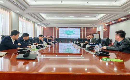 封面:王巖董事長(zhǎng)向雙陽區(qū)委區(qū)政府領(lǐng)導(dǎo)匯報(bào)工作(調(diào)整一下清晰度 圖片擺正)_副本.jpg 封面:王巖董事長(zhǎng)向雙陽區(qū)委區(qū)政府領(lǐng)導(dǎo)匯報(bào)工作(調(diào)整一下清晰度 圖片擺正)_副本.jpg