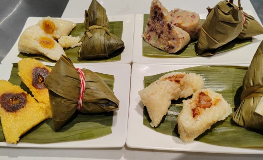 6.康養(yǎng)地產(chǎn)公司百味緣餐廳端午節(jié)粽子展示_副本.jpg 6.康養(yǎng)地產(chǎn)公司百味緣餐廳端午節(jié)粽子展示_副本.jpg